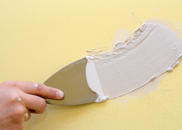 بتونه دیوار چیست و چرا برای نقاشی در خانه ضروری است